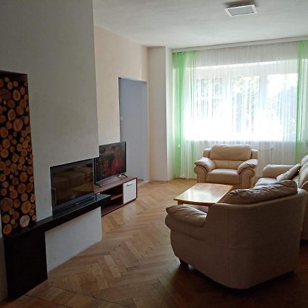 Apartman Xxl Яхимов Экстерьер фото