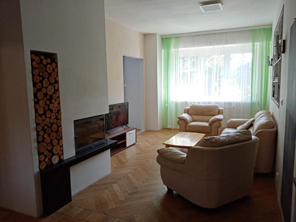 Apartman Xxl Яхимов Экстерьер фото